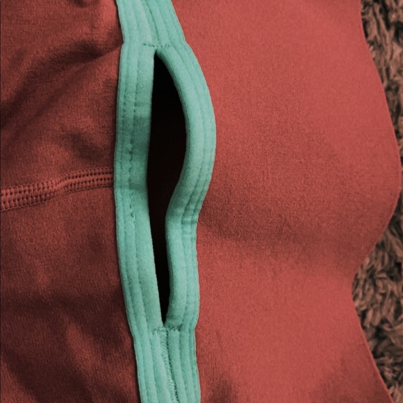 fabletics legging bundle - Picture 8 of 8